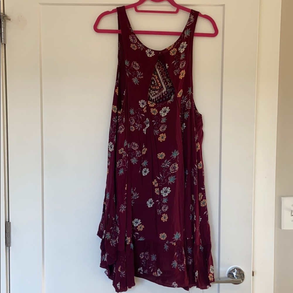 Dress - Picture 2 of 3